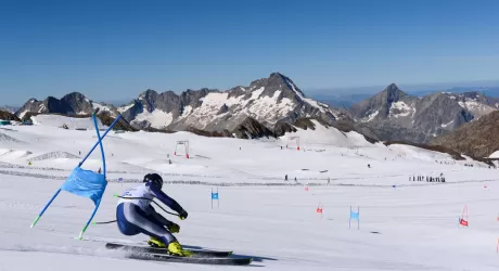 LES 2 ALPES - Il 29 maggio apre il ghiacciaio, sci turistico ancora in forse 