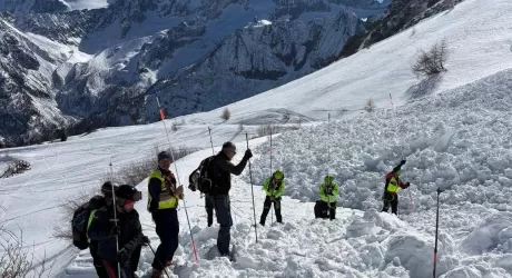 Valanga al Passo del Tonale in zona Valbiolo