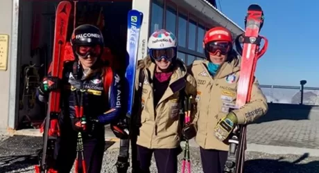 CERVINIA - Bassino, Brignone e Goggia sul ghiacciaio, "Inizia il nostro inverno"